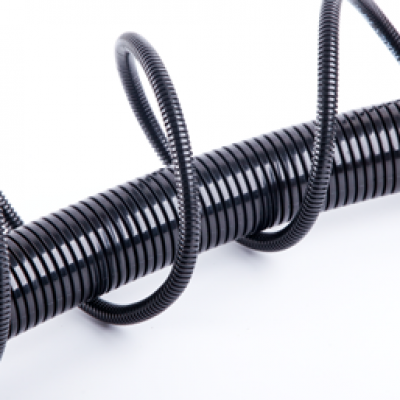 工業(yè)自動(dòng)化線纜防護(hù)升級(jí)方案：三款耐用型軟管應(yīng)對(duì)磨損斷裂挑戰(zhàn)