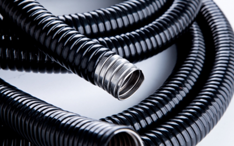 304不銹鋼雙扣包塑管有哪些優(yōu)勢？